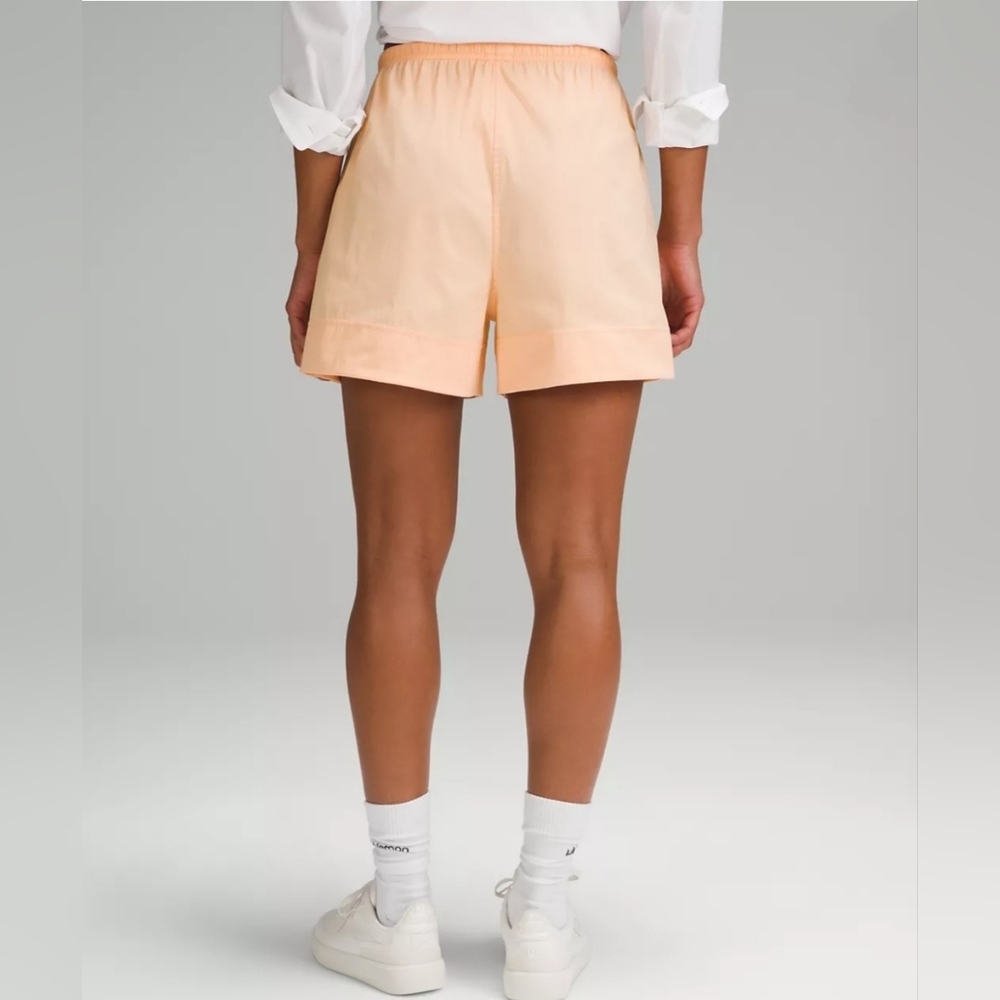 Lululemon Cotton-Blend Poplin High-Rise Short 4" - Picture 3 of 9